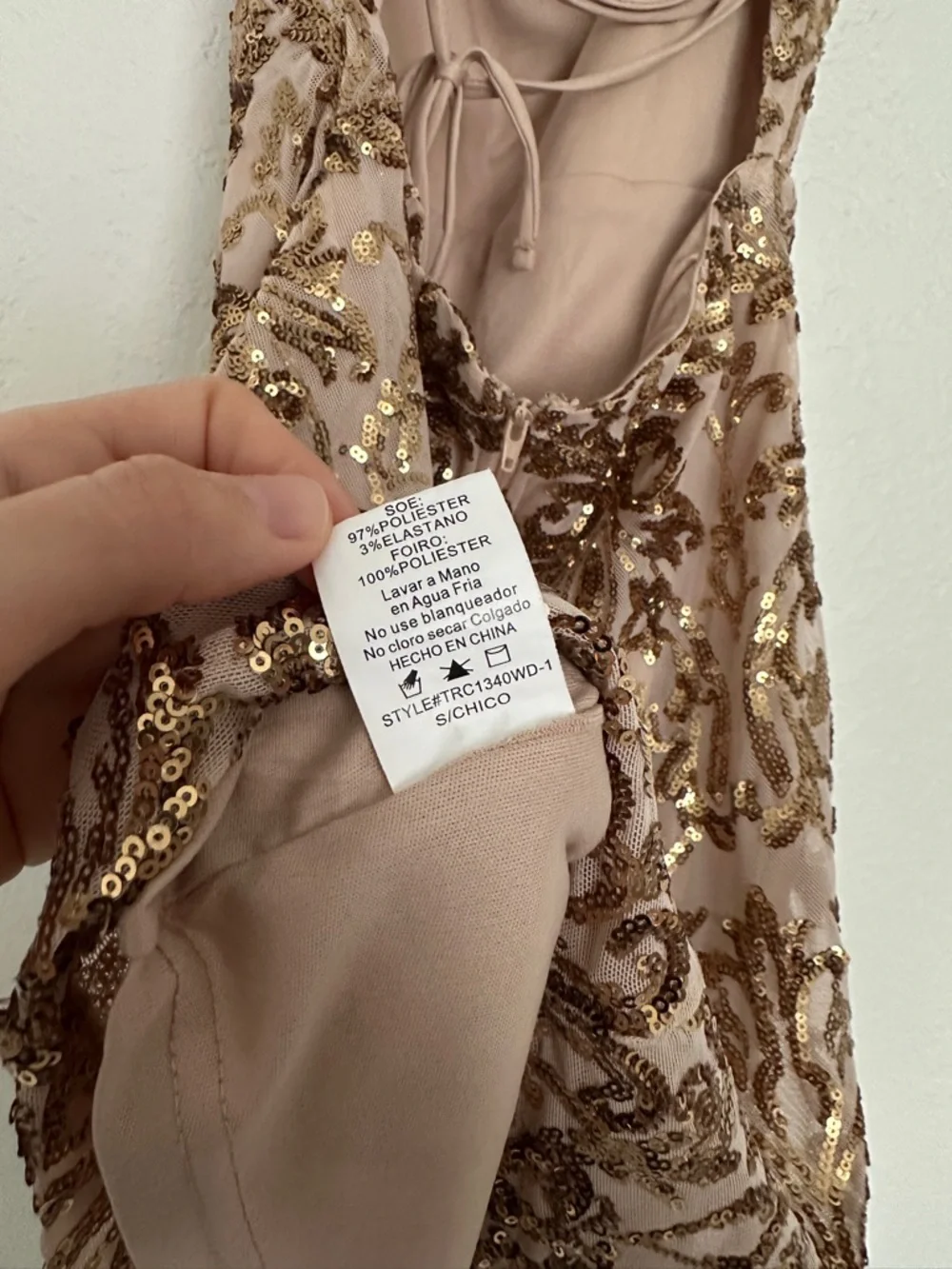 Windsor Sequined Lace-Up Back Bodycon Dress in Blush Gold S - Picture 8 of 8